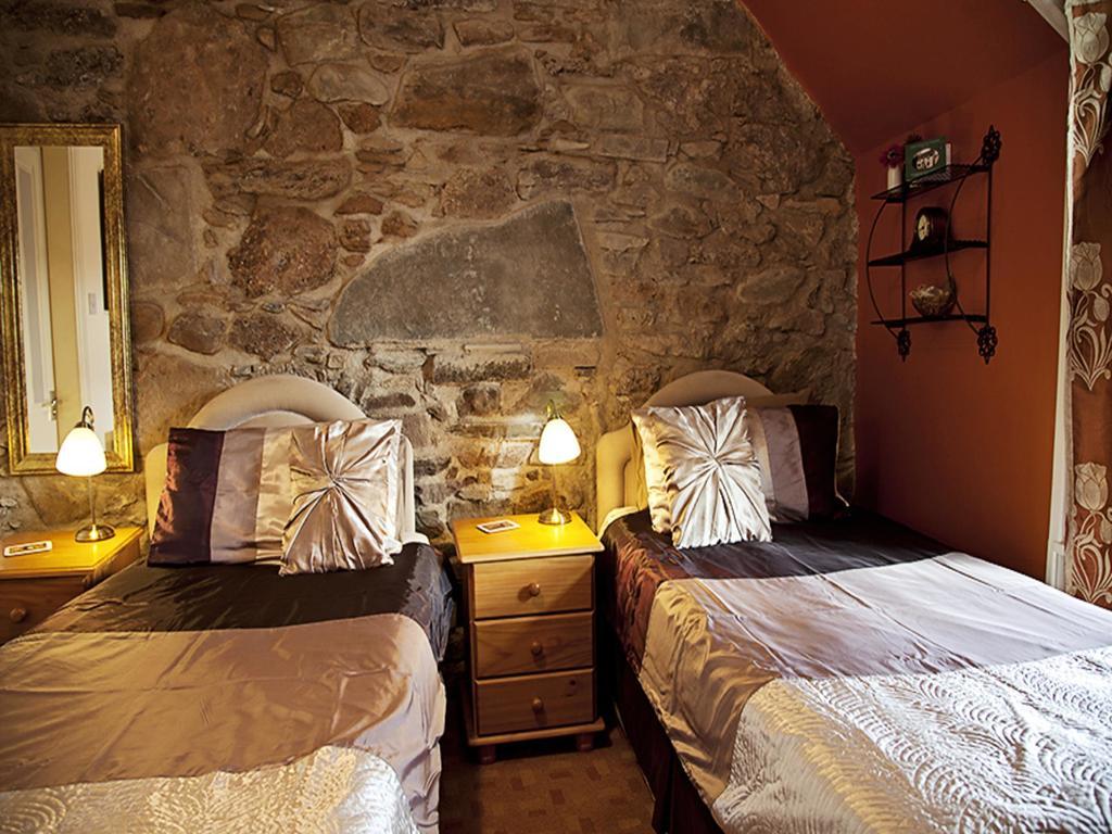 Roslin Cottage 칼란더 객실 사진